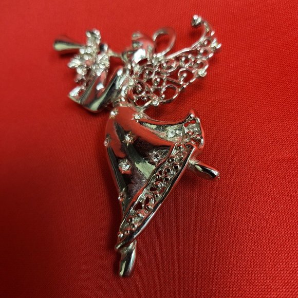 Angel Playing Trumpet Christmas Pin Brooch - Picture 7 of 12